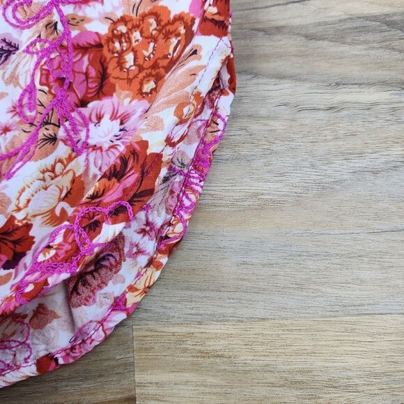 🩵Tru Luxe Jeans Pink Embroidered Floral Print Buttoned 3/4 Sleeve Top Small - Picture 10 of 12